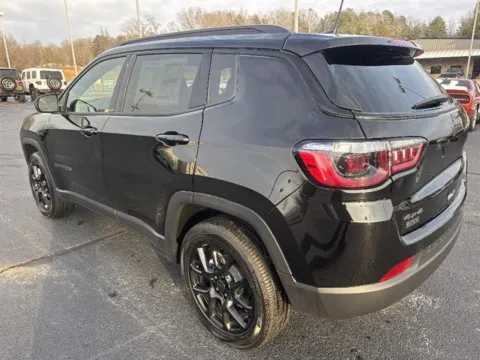 More photos of 2026 Jeep Compass Latitude Altitude at Blackwell Chrysler Dodge Jeep Ram Fiat Kia, VA