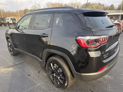 More photos of 2026 Jeep Compass Latitude Altitude at Blackwell Chrysler Dodge Jeep Ram Fiat Kia, VA
