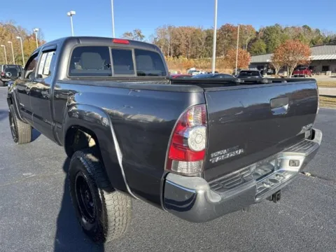 More photos of 2013 Toyota Tacoma V6 at Blackwell Chrysler Dodge Jeep Ram Fiat Kia, VA