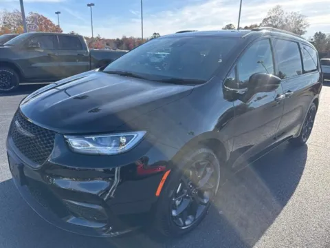 Another view of 2026 Chrysler Pacifica Limited for sale in Danville, VA at Blackwell Chrysler Dodge Jeep Ram Fiat Kia