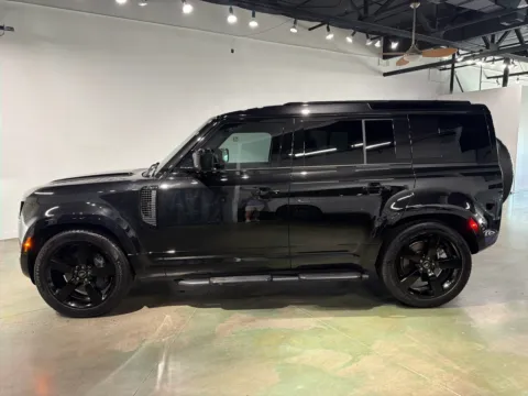 More photos of 2025 Land Rover Defender 110 P400 X-Dynamic SE at Spady Auto Group, AZ