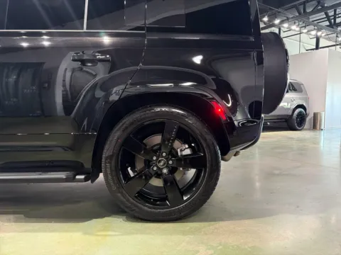 More photos of 2025 Land Rover Defender 110 P400 X-Dynamic SE at Spady Auto Group, AZ