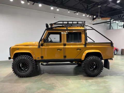 More photos of 1996 Land Rover Defender at Spady Auto Group, AZ