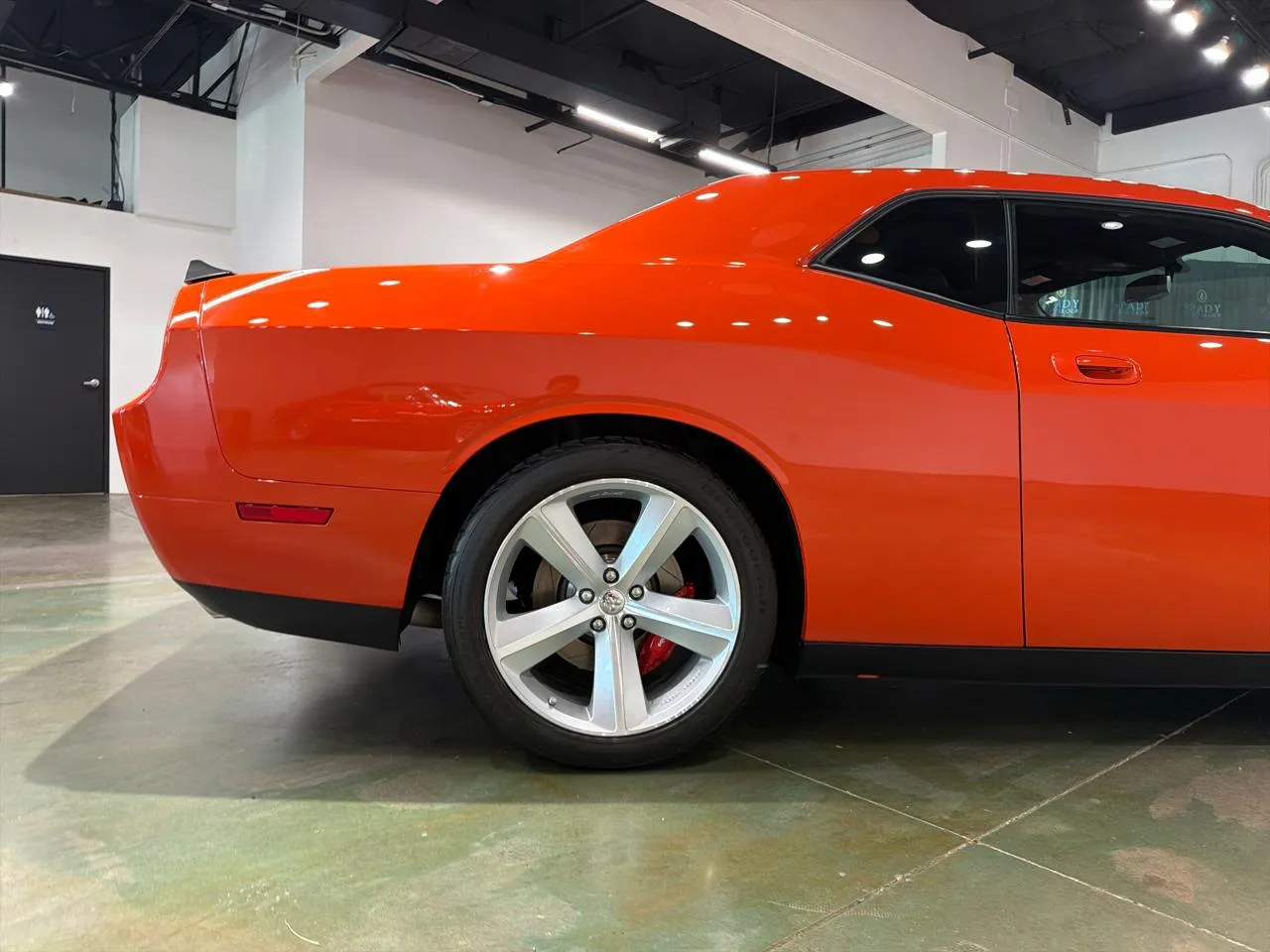 2009 Dodge Challenger SRT8 - Photo 10