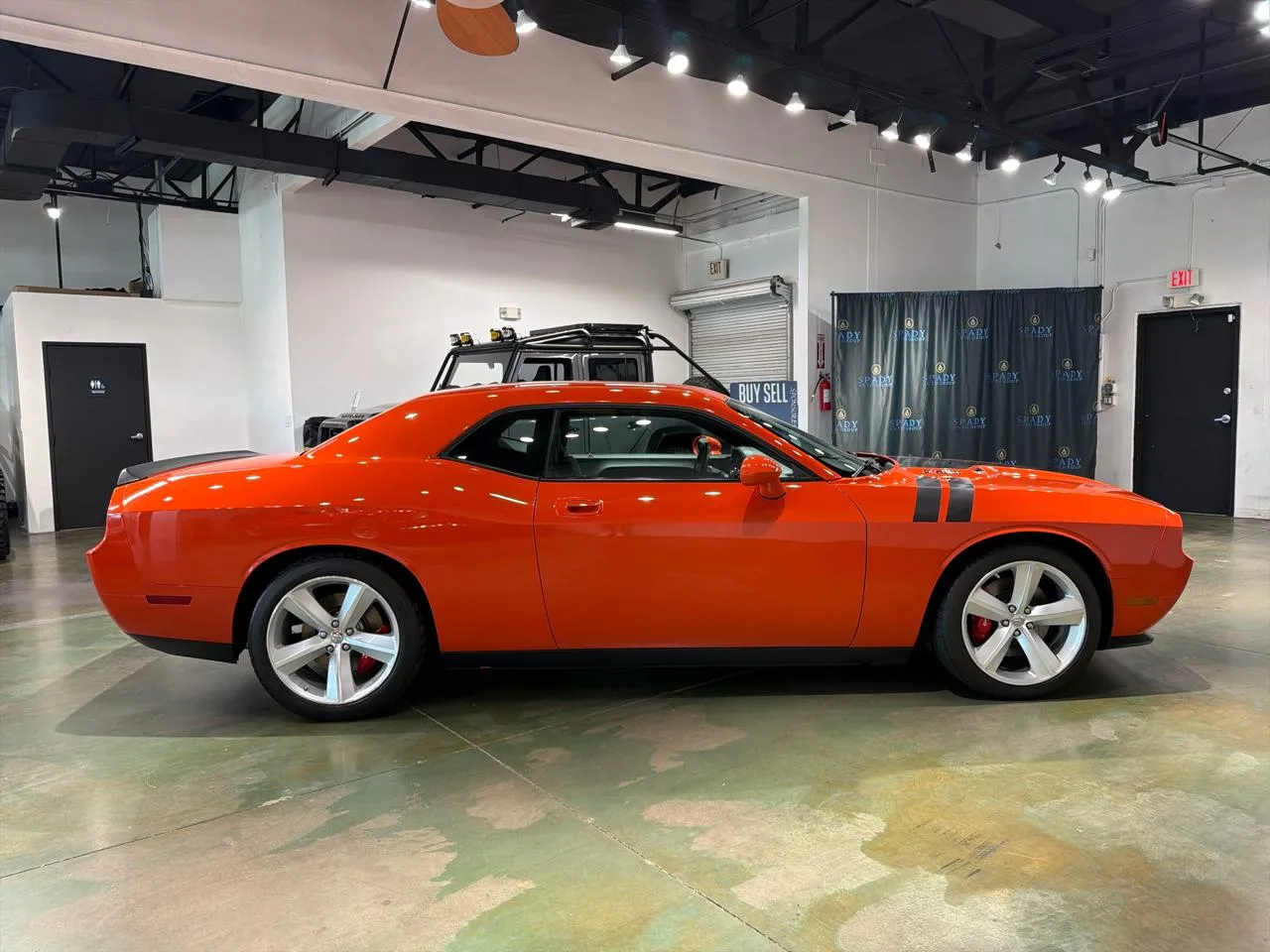 2009 Dodge Challenger SRT8 - Photo 11