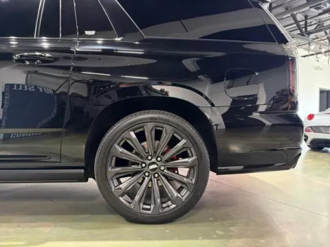 More photos of 2026 Cadillac Escalade ESV V 4WD at Spady Auto Group, AZ