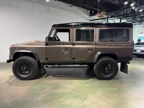 More photos of 1995 Land Rover Defender 110 at Spady Auto Group, AZ