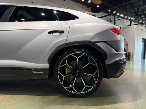 More photos of 2024 Lamborghini Urus Performante at Spady Auto Group, AZ