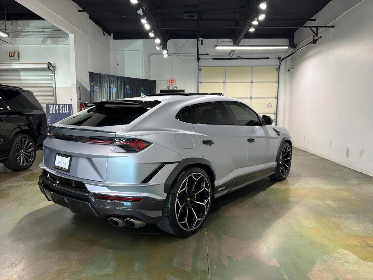2024 Lamborghini Urus Performante - Photo 8