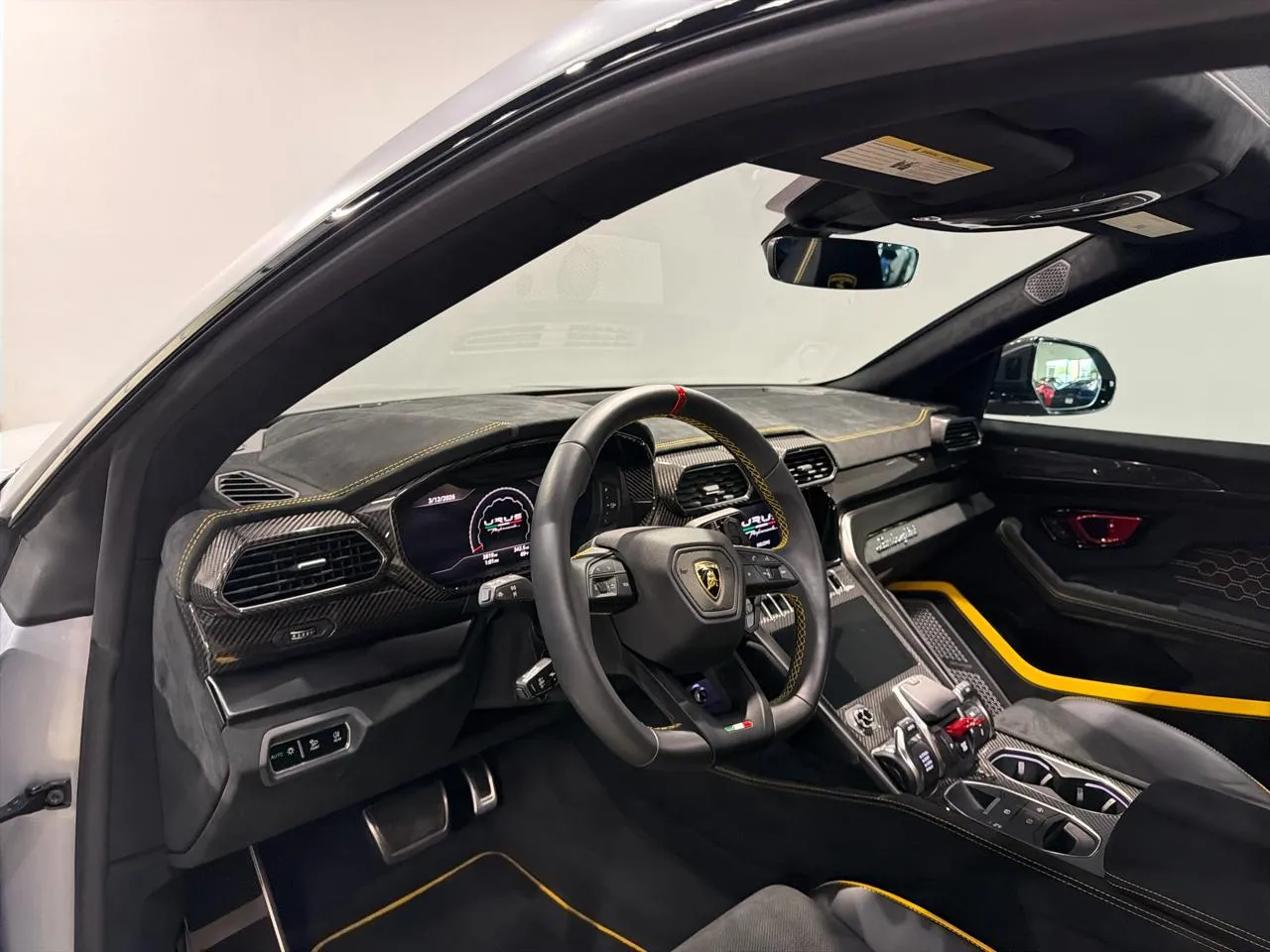 2024 Lamborghini Urus Performante - Photo 22