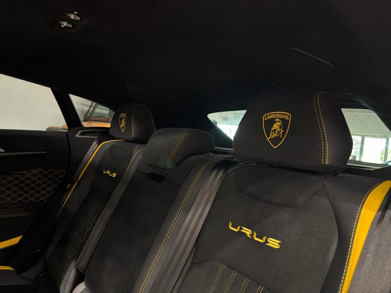 2024 Lamborghini Urus Performante - Photo 32