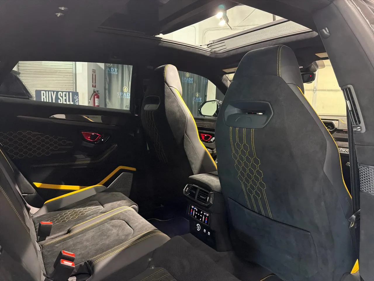2024 Lamborghini Urus Performante - Photo 35