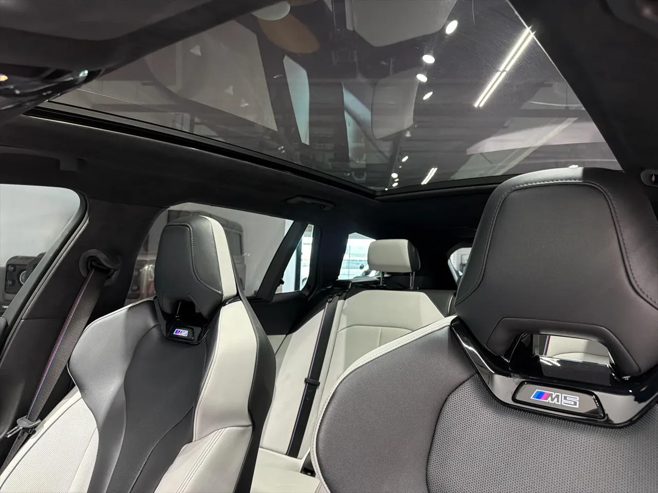 2026 BMW M5 M5 Touring - Photo 22