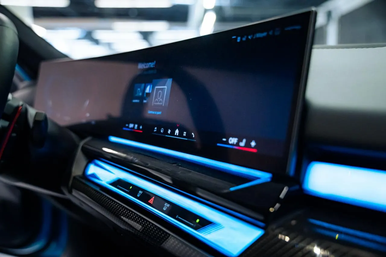 2026 BMW M5 M5 Touring - Photo 36