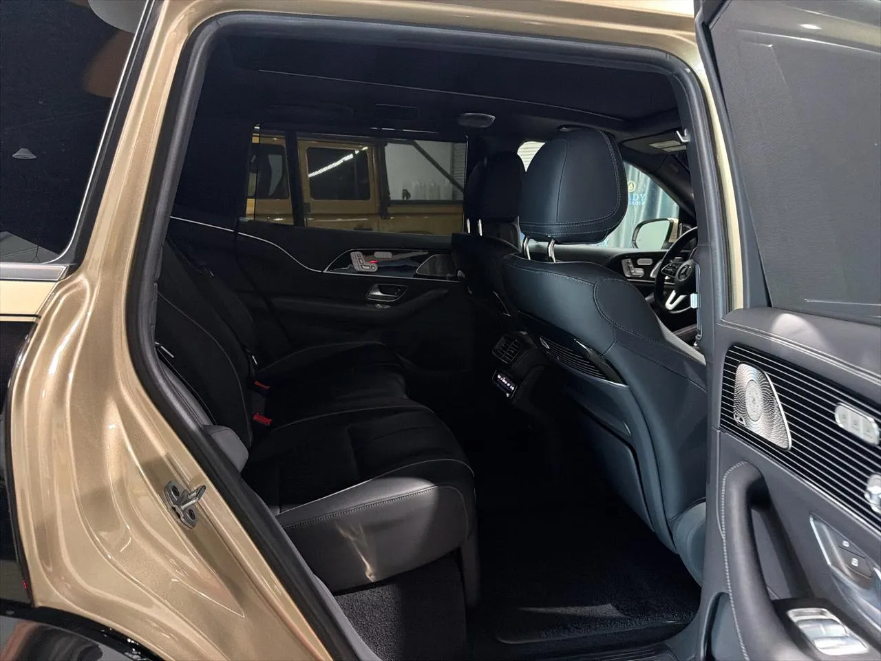 2023 Mercedes-Benz GLS Maybach - Photo 33
