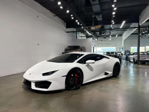 Photos of 2018 Lamborghini Huracan LP580-2 for sale in Scottsdale, AZ at Spady Auto Group