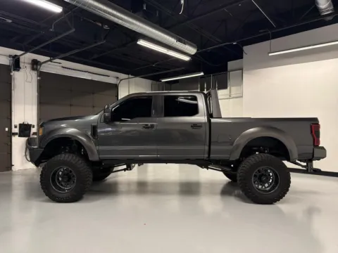 Another view of 2018 Ford F-250 SD Platinum Crew Cab Long Bed 4WD for sale in Scottsdale, AZ at Spady Auto Group