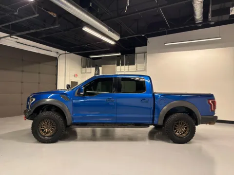 More photos of 2018 Ford F-150 Raptor SuperCrew 4WD at Spady Auto Group, AZ
