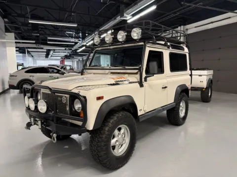 More photos of 1995 Land Rover Defender 90 2-Door 4WD at Spady Auto Group, AZ