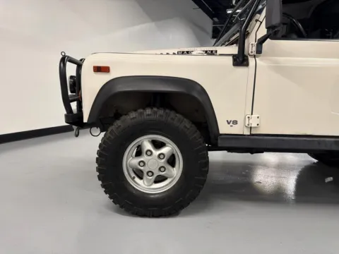 More photos of 1995 Land Rover Defender 90 2-Door 4WD at Spady Auto Group, AZ