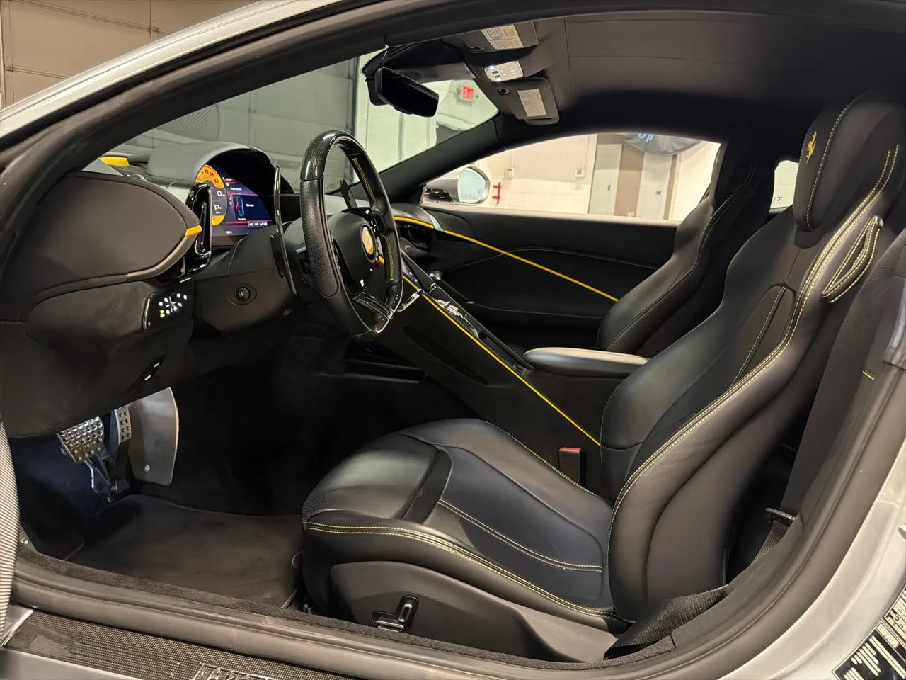 2021 Ferrari Roma Base - Photo 16