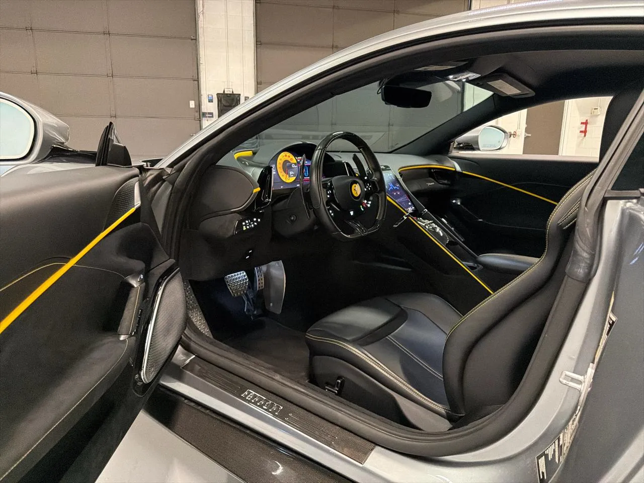 2021 Ferrari Roma Base - Photo 27