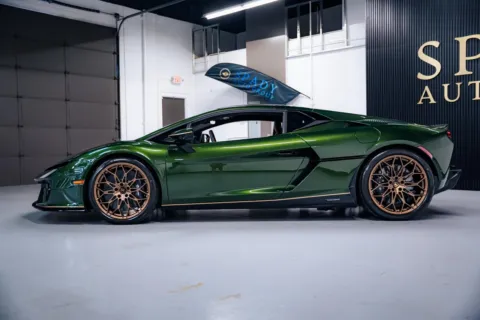 Photos of 2026 Lamborghini Temerario Coupe for sale in Scottsdale, AZ at Spady Auto Group