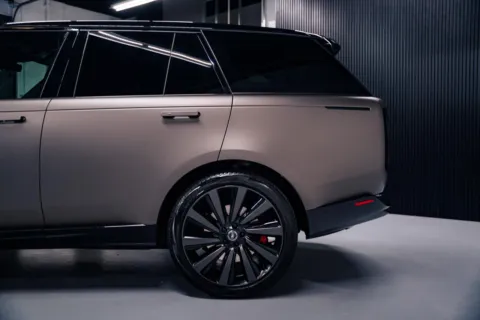 More photos of 2024 Land Rover Range Rover SV SWB 5 at Spady Auto Group, AZ