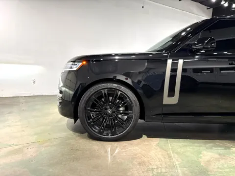 Another view of 2025 Land Rover New Range Rover SE LWB for sale in Scottsdale, AZ at Spady Auto Group