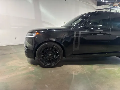 Another view of 2023 Land Rover New Range Rover SE for sale in Scottsdale, AZ at Spady Auto Group