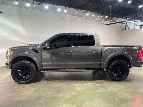 More photos of 2020 Ford F-150 Raptor SuperCrew 4WD at Spady Auto Group, AZ