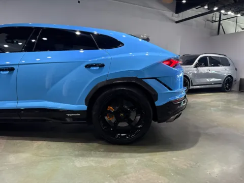 More photos of 2023 Lamborghini Urus Performante at Spady Auto Group, AZ