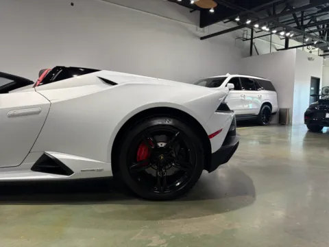More photos of 2021 Lamborghini Huracan EVO Spyder at Spady Auto Group, AZ
