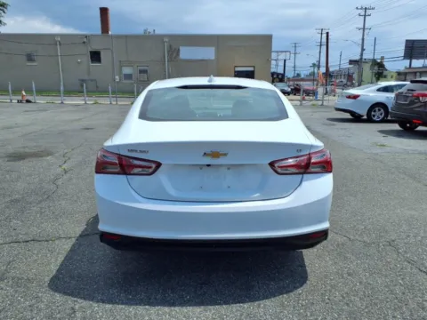 More photos of 2021 Chevrolet Malibu LT at Patriot Autos, MD