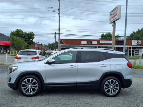 Photos of 2019 GMC Terrain SLT for sale in Baltimore, MD at Patriot Autos