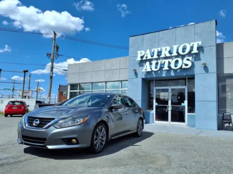 Gray 2018 Nissan Altima 2.5 SR for sale in Baltimore, MD