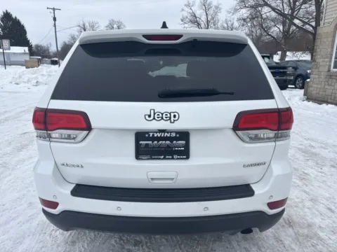 More photos of 2020 Jeep Grand Cherokee Laredo E at Twins Chrysler Dodge Jeep Ram, MI