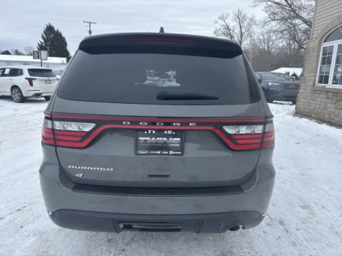 More photos of 2022 Dodge Durango SXT at Twins Chrysler Dodge Jeep Ram, MI