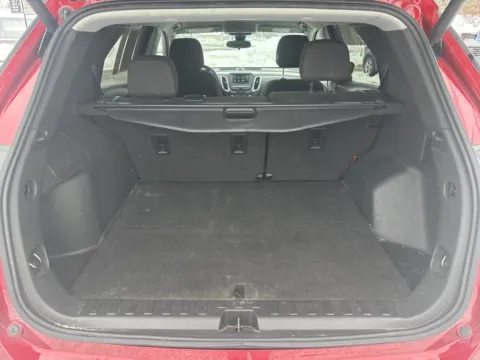 More photos of 2023 Chevrolet Equinox LT at Twins Chrysler Dodge Jeep Ram, MI