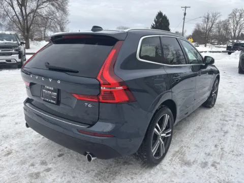 More photos of 2018 Volvo XC60 Momentum at Twins Chrysler Dodge Jeep Ram, MI