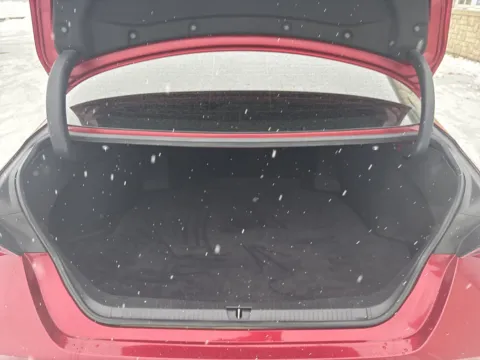 More photos of 2022 Toyota Avalon XLE at Twins Chrysler Dodge Jeep Ram, MI