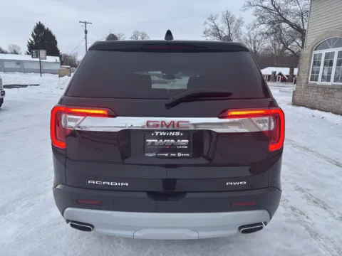 More photos of 2023 GMC Acadia SLT at Twins Chrysler Dodge Jeep Ram, MI