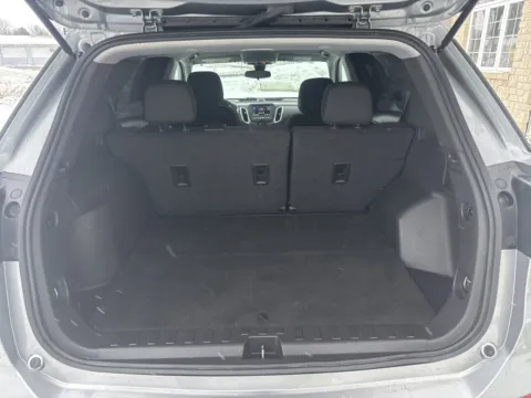 More photos of 2023 Chevrolet Equinox LT at Twins Chrysler Dodge Jeep Ram, MI