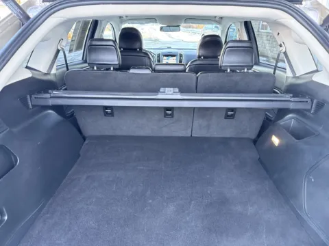 More photos of 2018 Ford Edge Titanium at Twins Chrysler Dodge Jeep Ram, MI