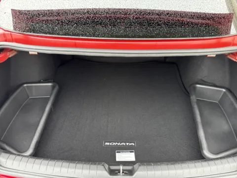 More photos of 2021 Hyundai Sonata Limited at Twins Chrysler Dodge Jeep Ram, MI