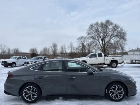 Photos of 2023 Hyundai Sonata SEL for sale in Wayland, MI at Twins Chrysler Dodge Jeep Ram