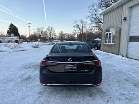 Black 2023 Lexus ES 300h Ultra Luxury for sale in Wayland, MI