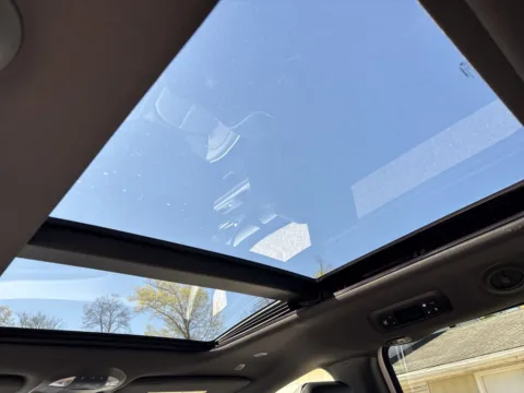 More photos of 2026 Chrysler Pacifica Limited at Twins Chrysler Dodge Jeep Ram, MI