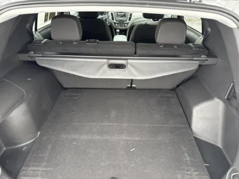 More photos of 2023 Chevrolet Equinox LT at Twins Chrysler Dodge Jeep Ram, MI