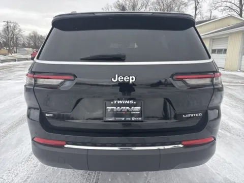 More photos of 2022 Jeep Grand Cherokee L Limited at Twins Chrysler Dodge Jeep Ram, MI